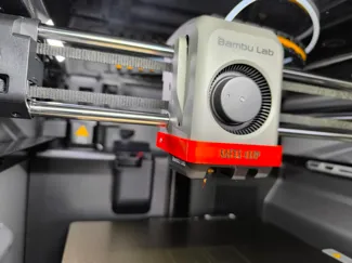 EXTRUDER FRONT COVER PROTECTION CLIP