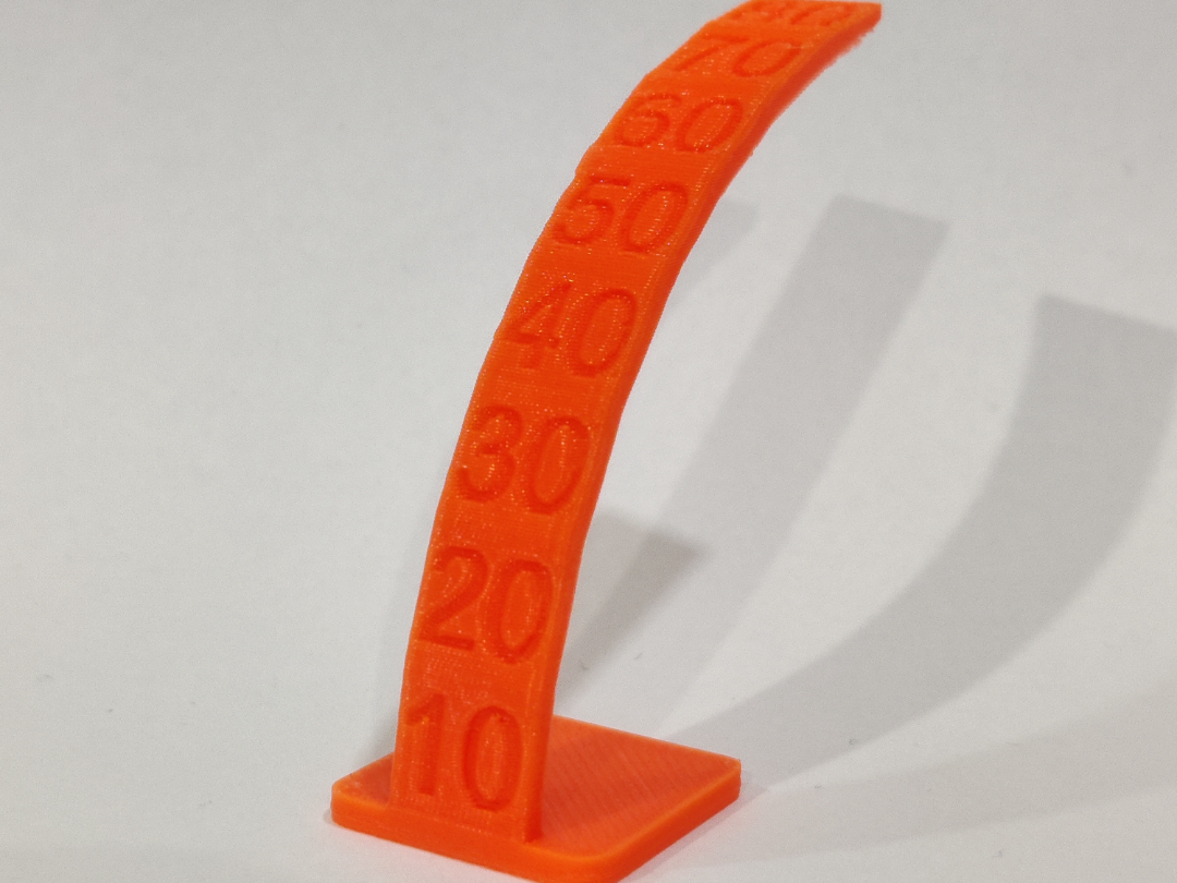Miniatura 1 do modelo 3D Simple Overhang Test