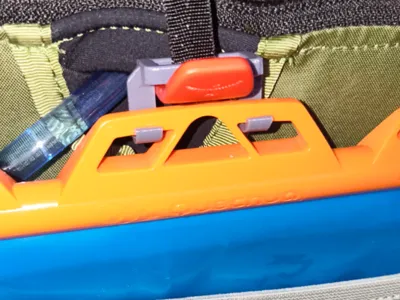 Adapter for Osprey bag Quechua water bladder