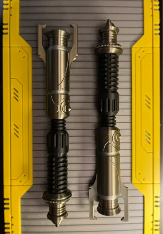 Taron Malicos Lightsaber