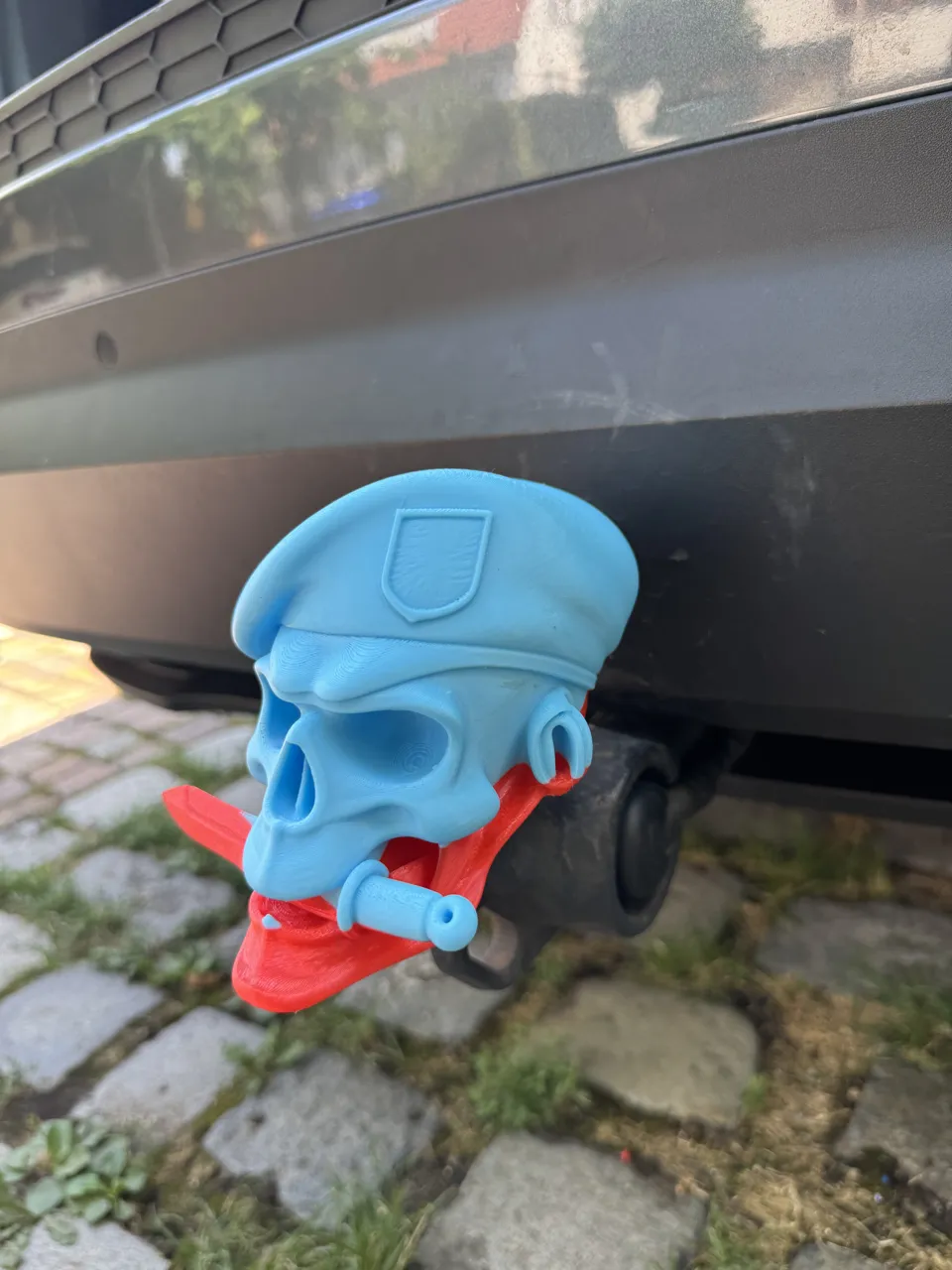 Operator Skull Tow Hitch Cover Cap view 3