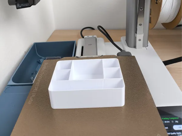 Petit organisateur à 7 compartiments