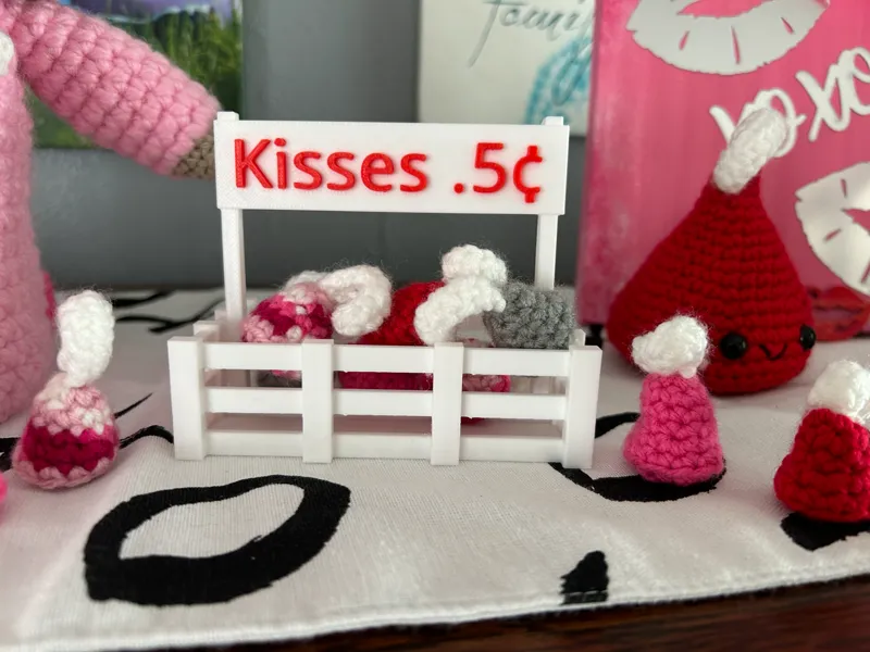 Kiss crate