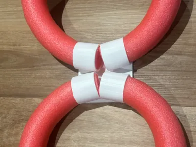 Noodle_Figure 8 Holder