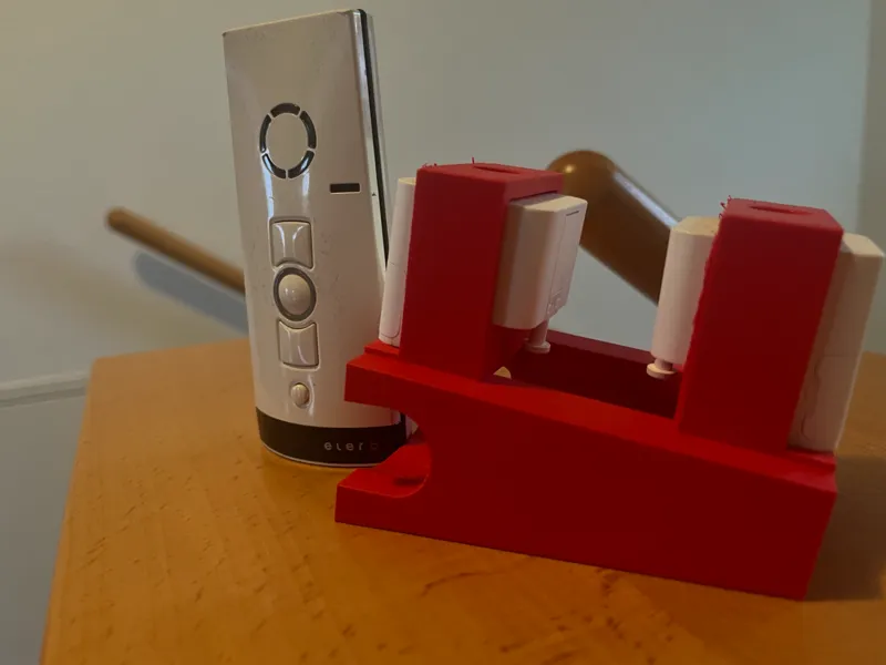 Elero Fernbedienung mit Nedis Fingerbot