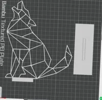 Loup low poly avec socle — photo 2