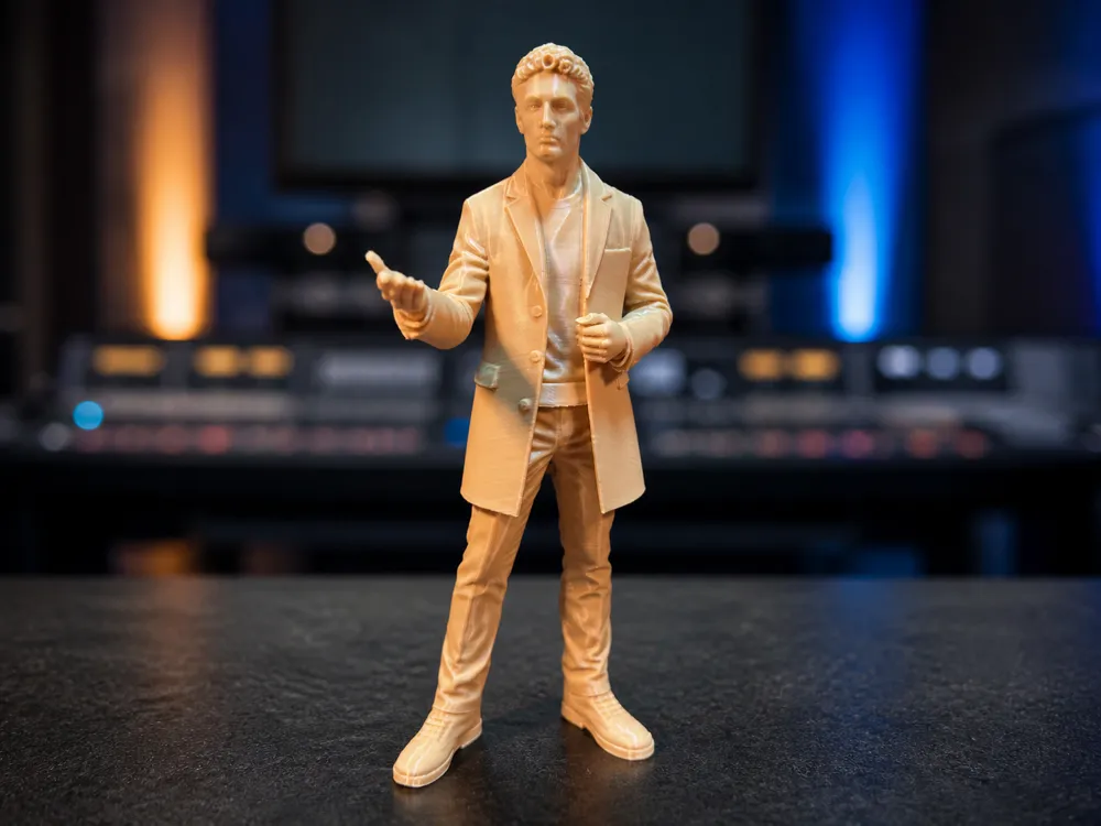 Figura decorativa: Conrad Clark – Doctor Who Figure 1:10. Referencia del modelo original.