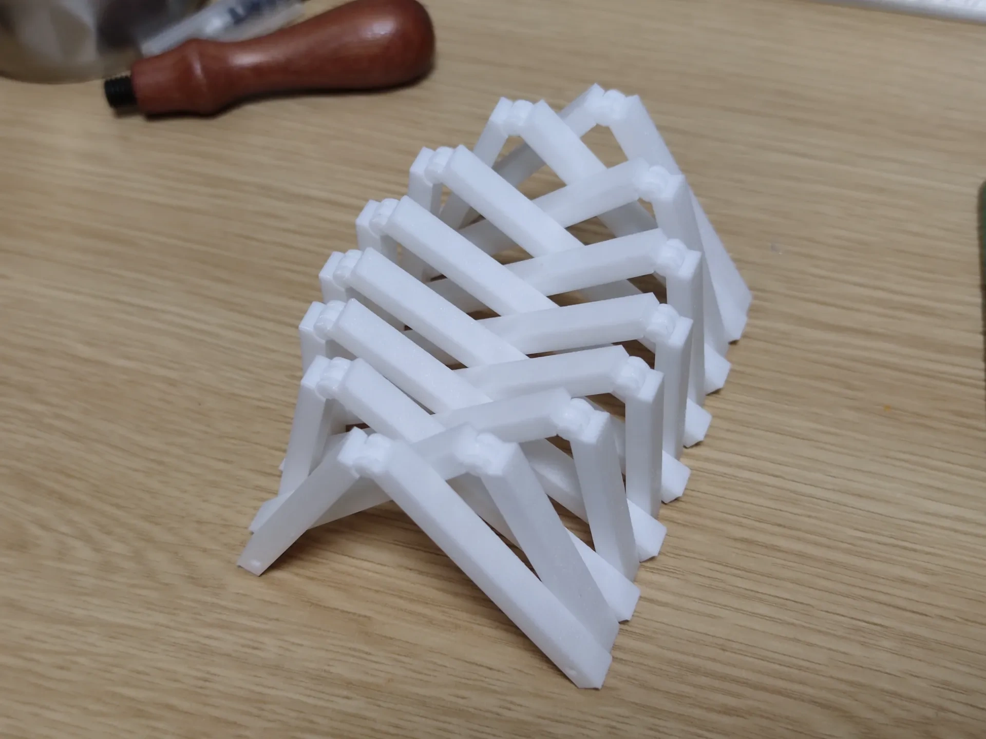 Miniatura 4 do modelo 3D 折叠果篮（可定制大小，一体成型）