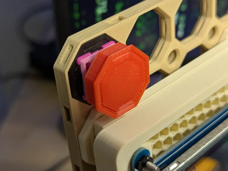 Single Keyboard Switch and Keycap for Multiboard