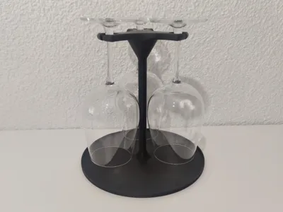 Wine glass holder/dryer