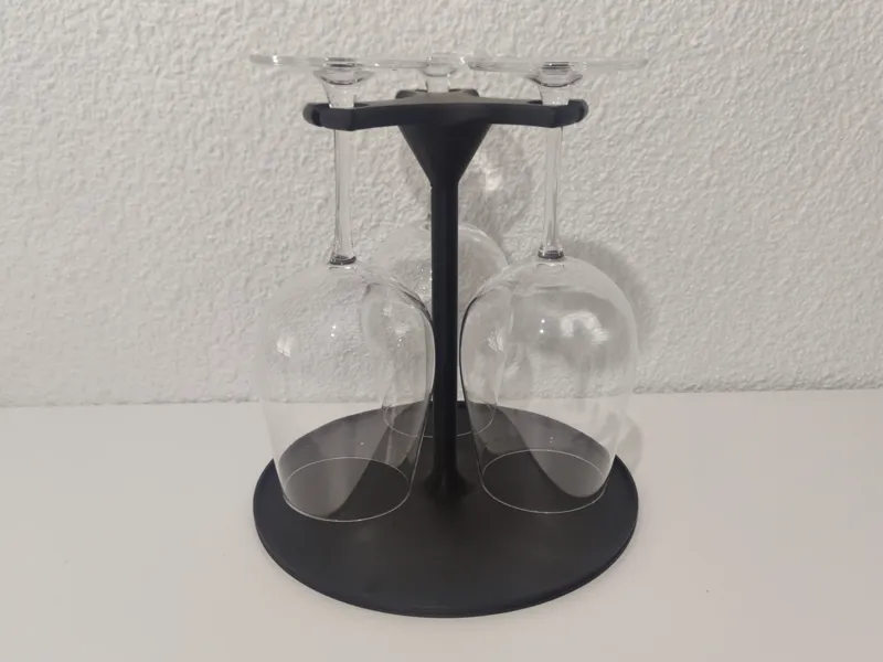 Wine glass holder/dryer