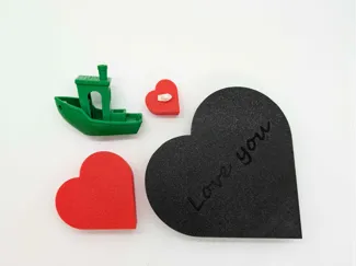 Simplistic heart box