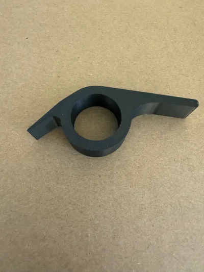 Miniatura 2 do modelo 3D Tesla Model Y hitch tool