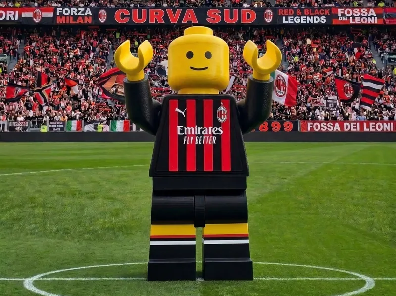 Brick MegaFigure – Maglia Milan Home + Gambe