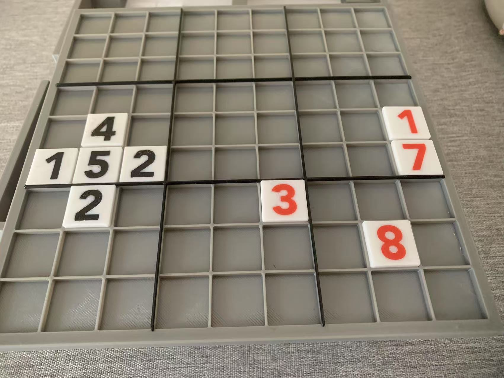 Miniatura 1 do modelo 3D 儿童益智玩具数独九宫格棋盘