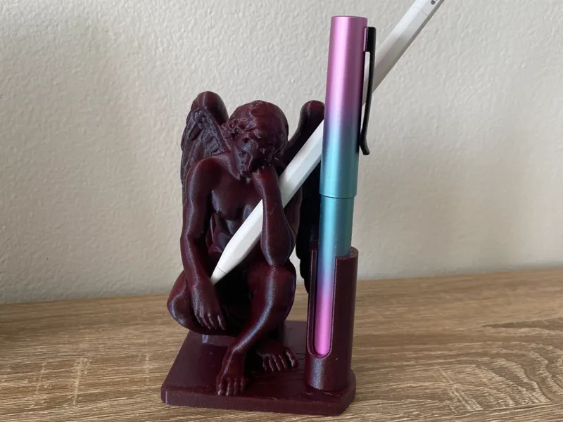 The Fallen Angel – Elegant Stylus & Pen Holder