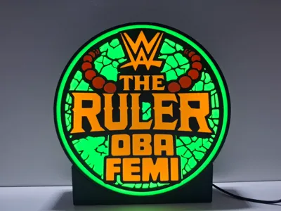 WWE „The Ruler of Femi“ LED-Lampe
