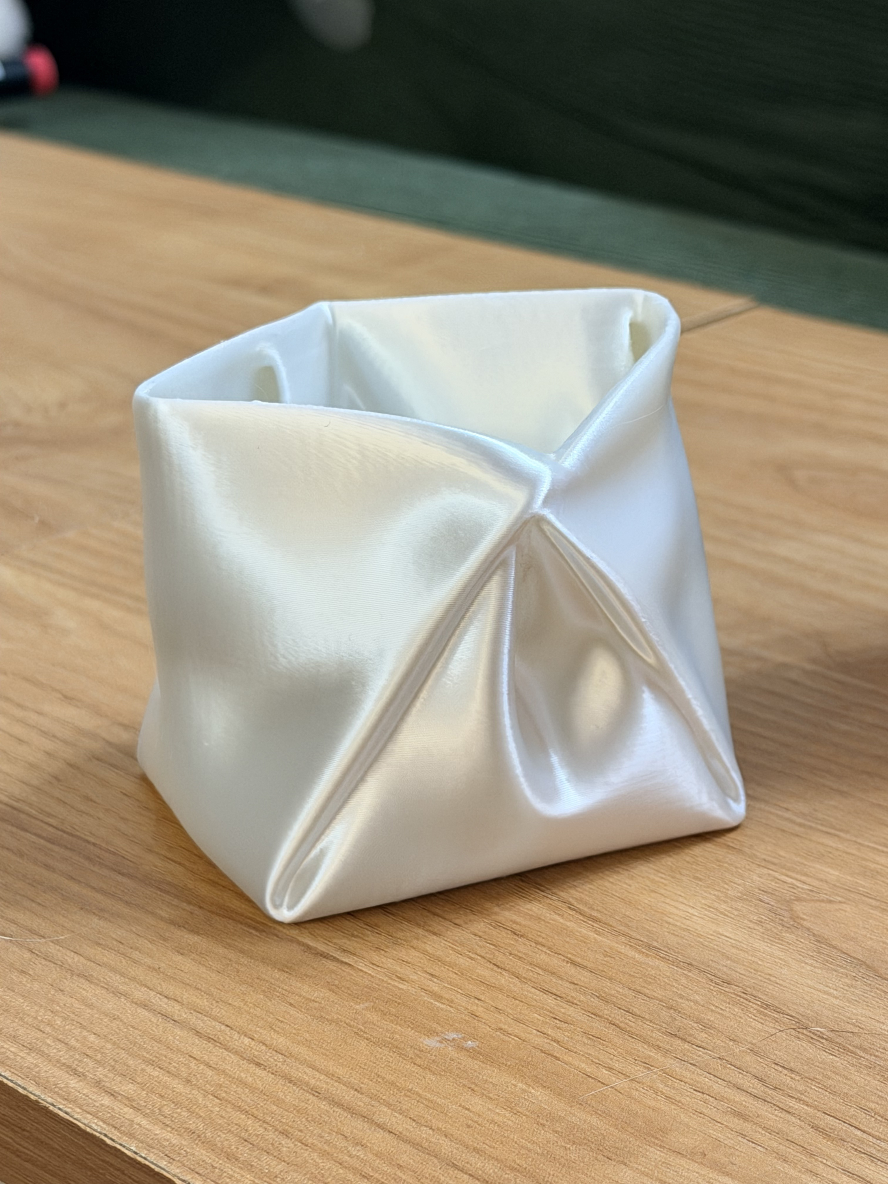 Miniatura 1 do modelo 3D 方正极简丝绸收纳盒