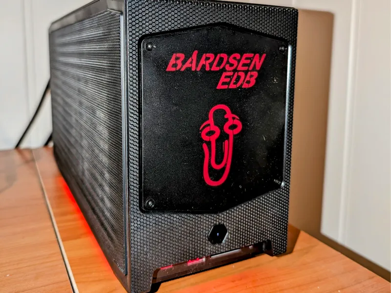 Intel NUC Extreme faceplate 