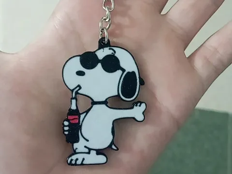 Llavero: Llavero snoopy Coca_Cola — referencia de MakerWorld
