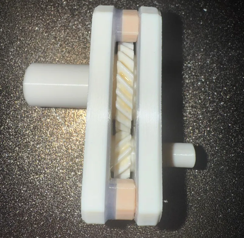 Compact Helical Gearbox-> Ratio 1:2->NO SCREWS