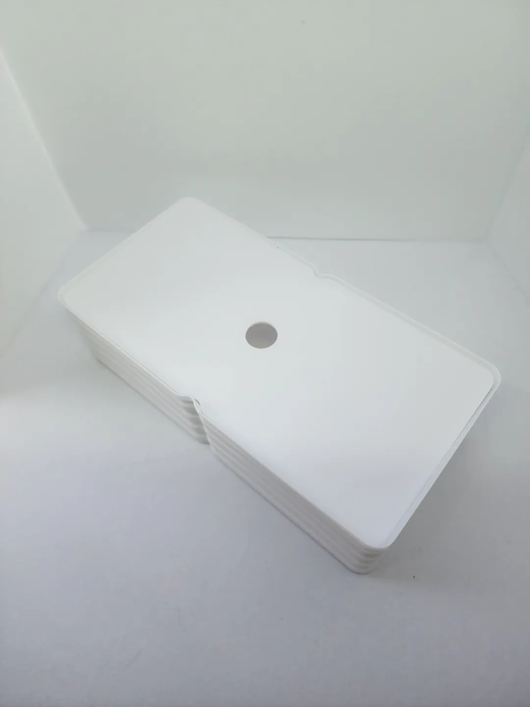 Couvercle pour boîte empilable — version longue