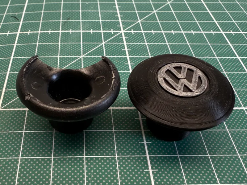 VW T3 Coat hook / Mantelknopf (225857629)