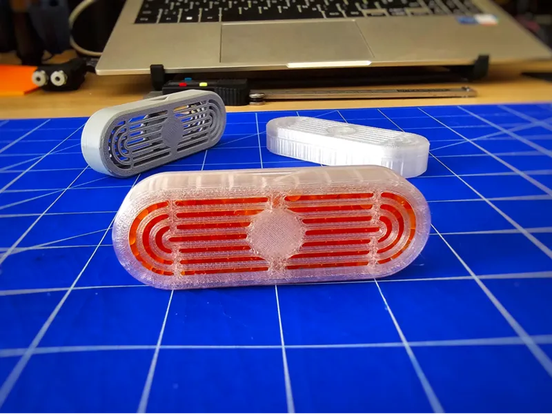 Desiccant Holder for Filament bags.