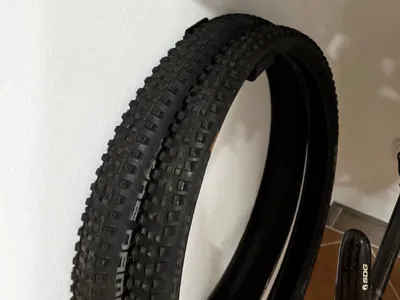 Holder for 2 MTB tires