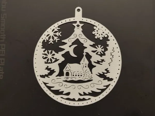 Boule de Noël maison et sapin
