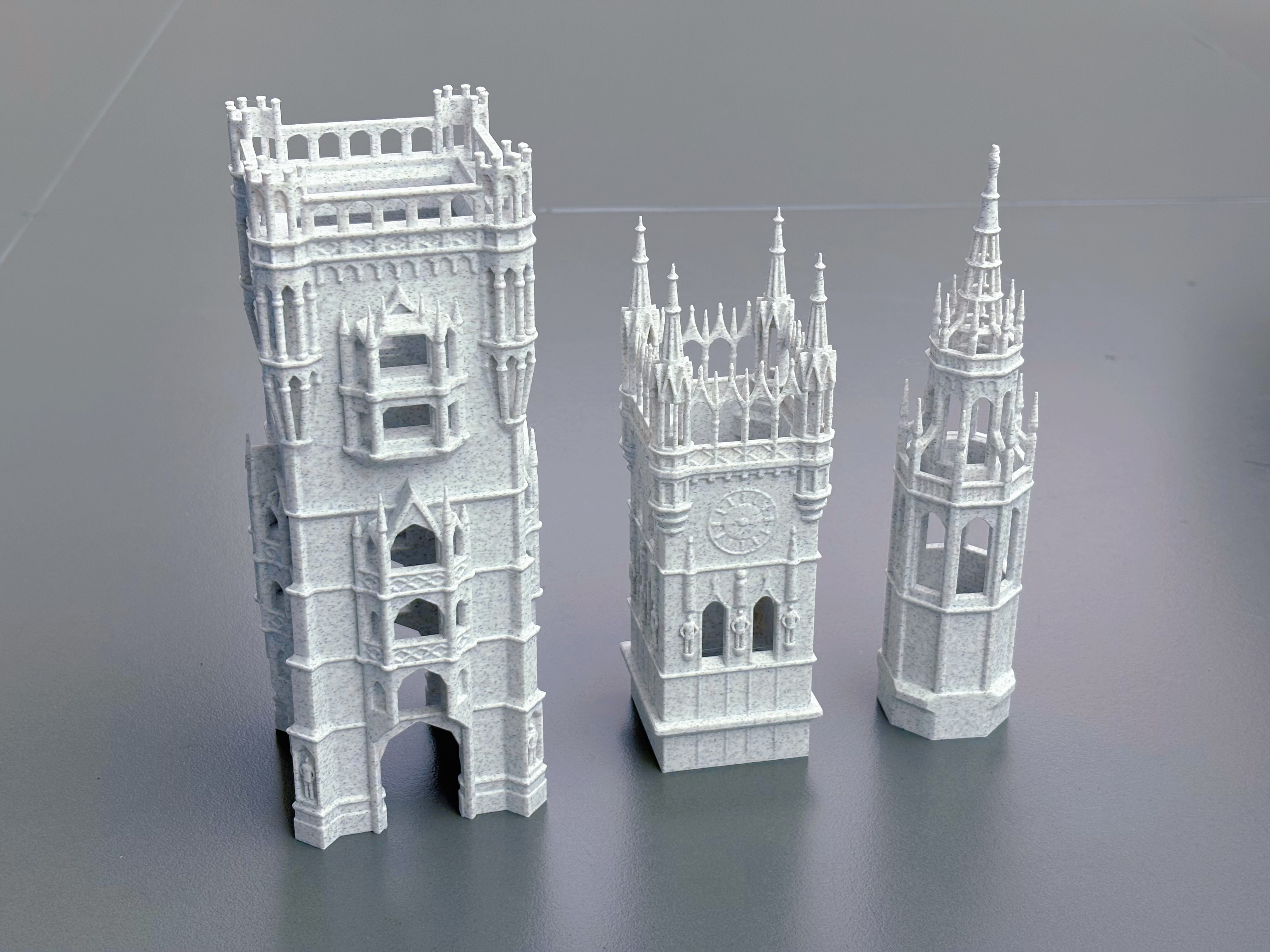 Miniatura 2 do modelo 3D 哥特教堂建筑大礼盒