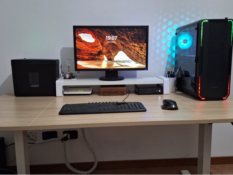 Ikea BERGSHULT Monitor Stand