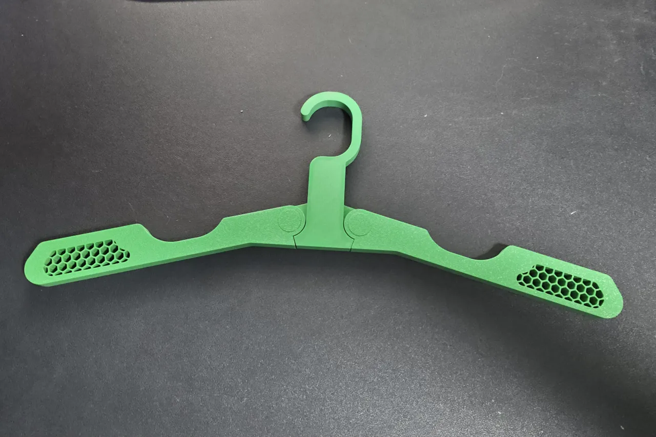 Foldable Coat Hanger view 2