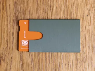 ID CARD, CREDIT CARD, CARD HOLDER / PROTECTION