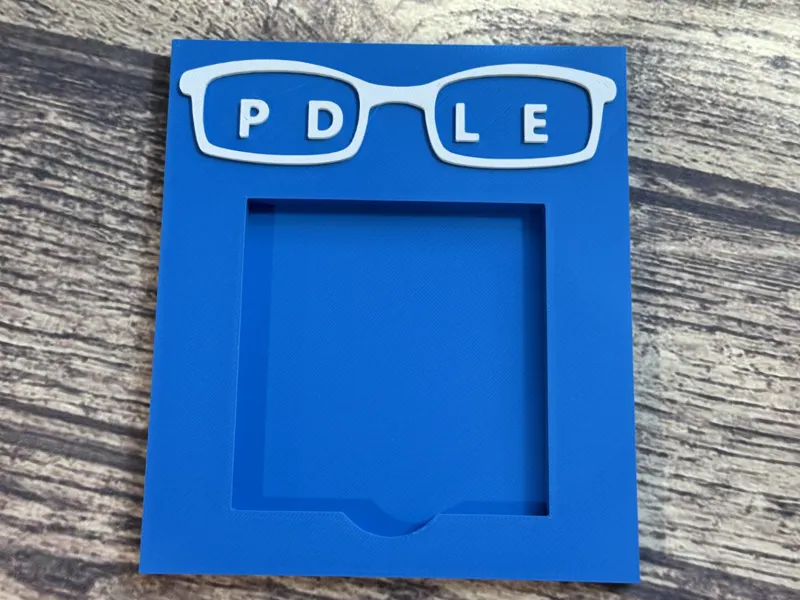 Eye Doctor Sticky notepad holder