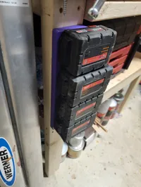 Rack modulaire pour batteries Milwaukee M18 (remix) — photo 3