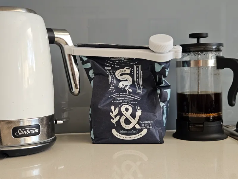 Print-In-Place Coffee Bag Clip and Pour