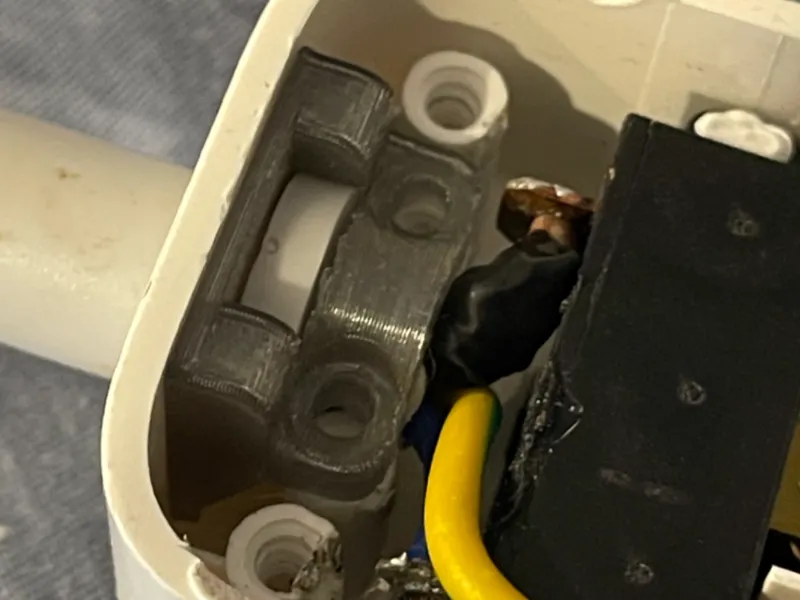 Xiaomi Power Strip cable fastener