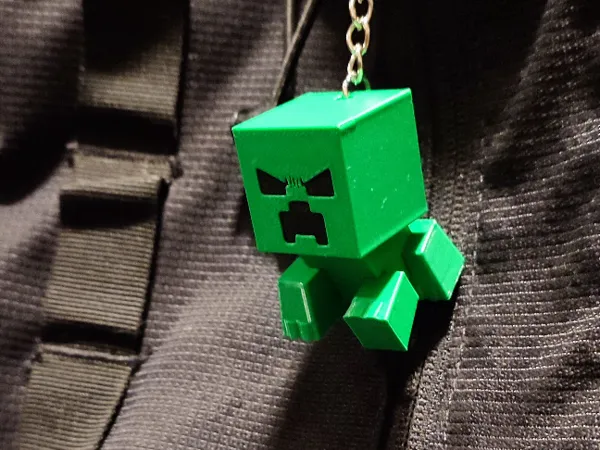 https://makerworld.bblmw.com/makerworld/model/USfe9dd1c5595aa4/design/2025-10-01_12a27c3214676.jpg