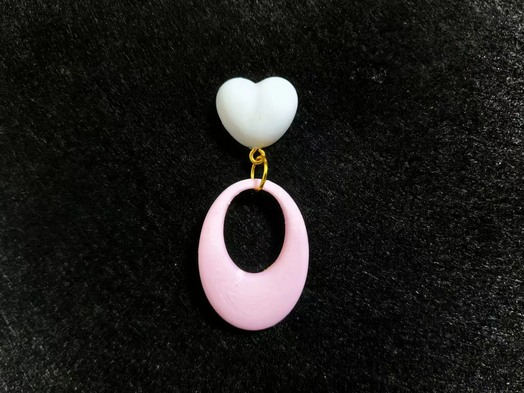 Miniatura 1 do modelo 3D 简约复古耳饰