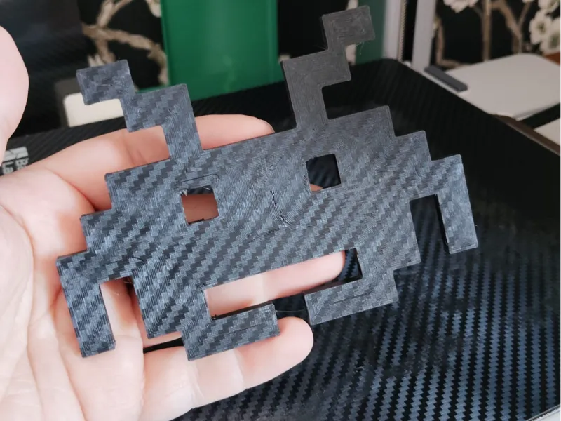 Space invader magnet 