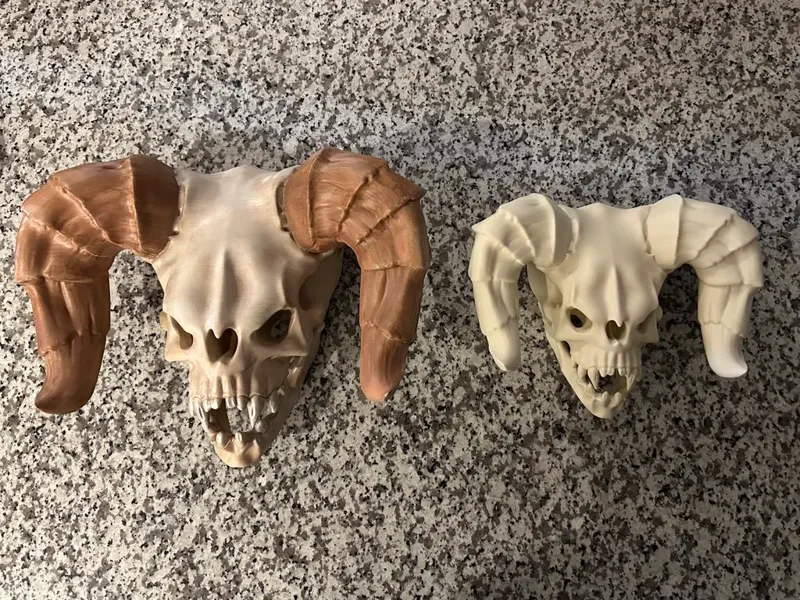 Deathclaw Skull - Integrated Wall Hanger - 2 Sizes