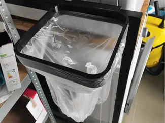Trash bag holder for 30x30 profile