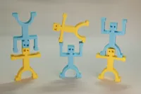 8 Bots - 2 Colors - 2 Plates