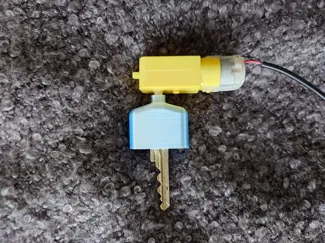 Automatic key turner
