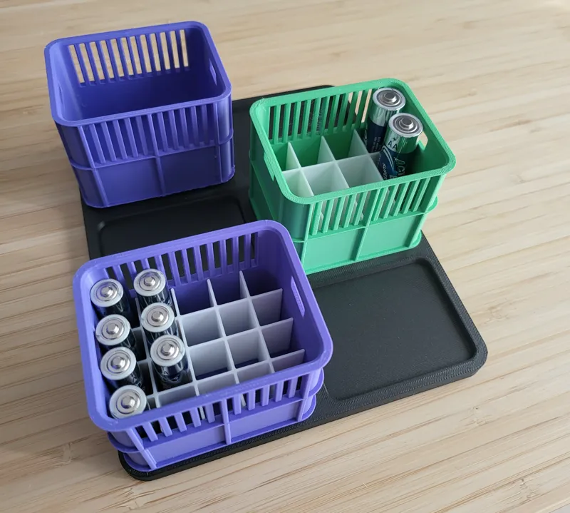Customizable and stackable boxes for batteries and other small things