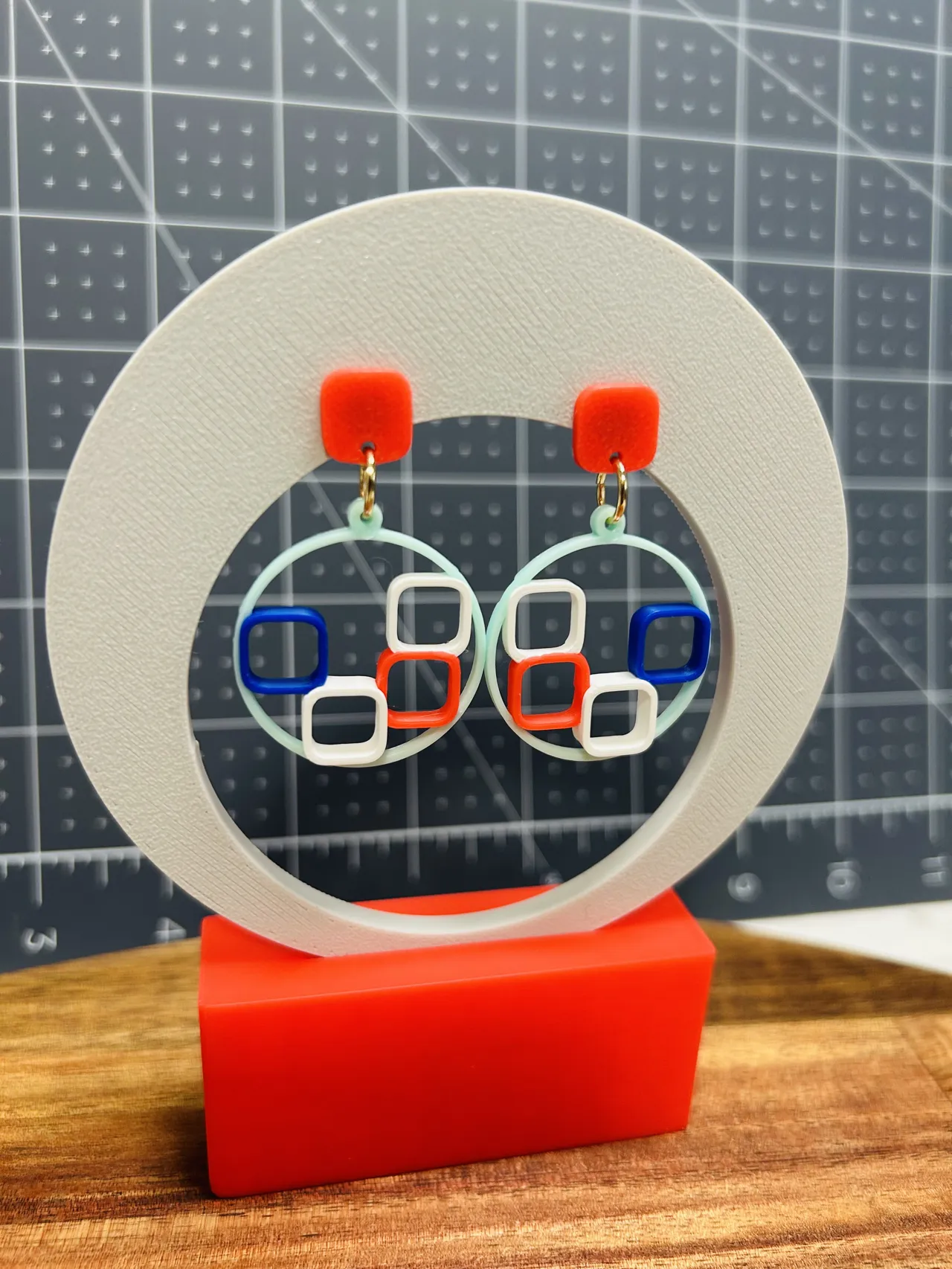 varying height geometric earrings view 3