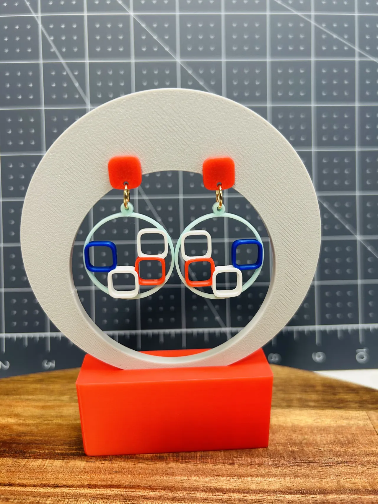 varying height geometric earrings view 4