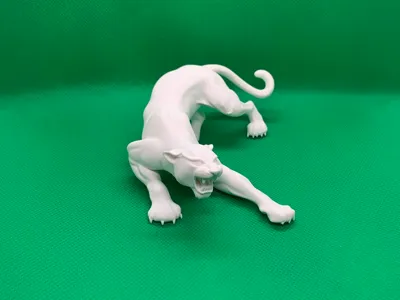 Fierce Cheetah Dynamic Model Figurine