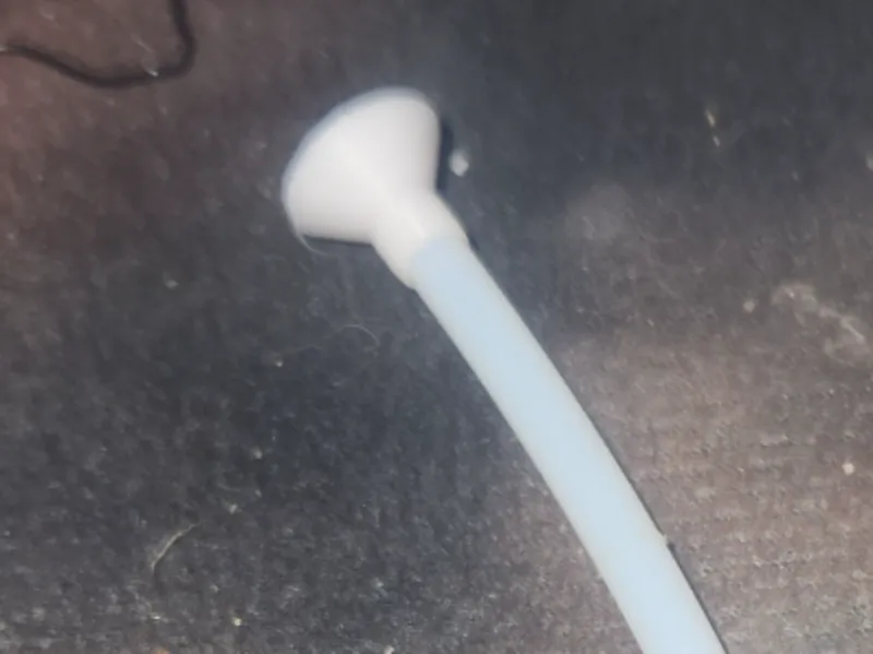 Bowden tube funnel
